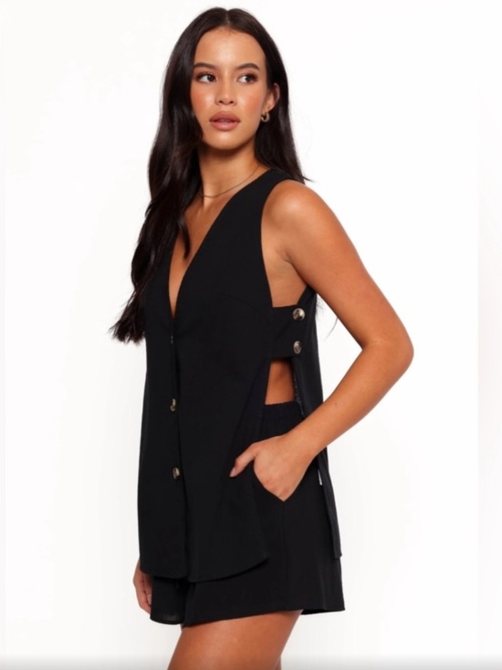 Petal&Pup Black Sleeveless Button-Accent Vest Top